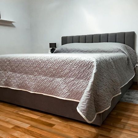 Vila Kodra Tirana Zewnętrze zdjęcie